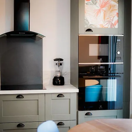 Magnifique 2br - Port