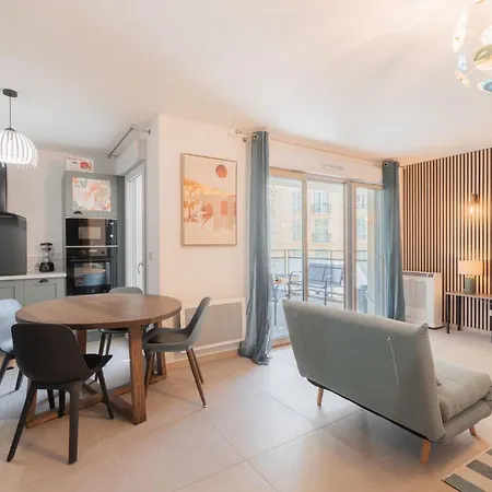 Magnifique 2br - Port Nice